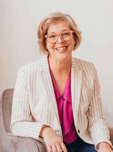 SUSAN BOWIE